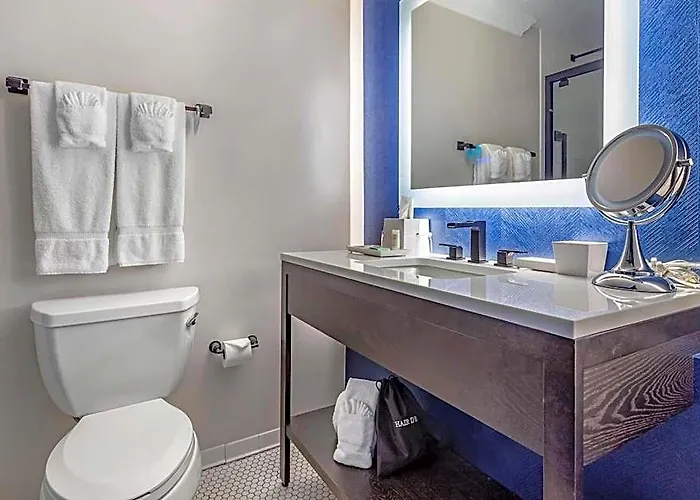 Hilton Vacation Club Hotel Blake Chicago